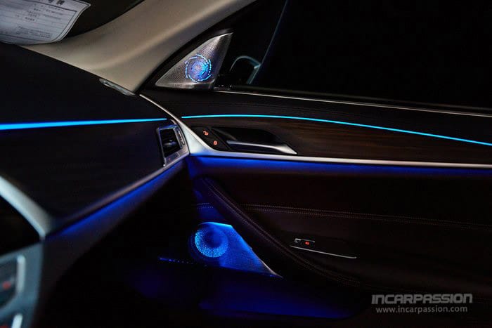 Bmw G30 B&O Illuminated door speakers